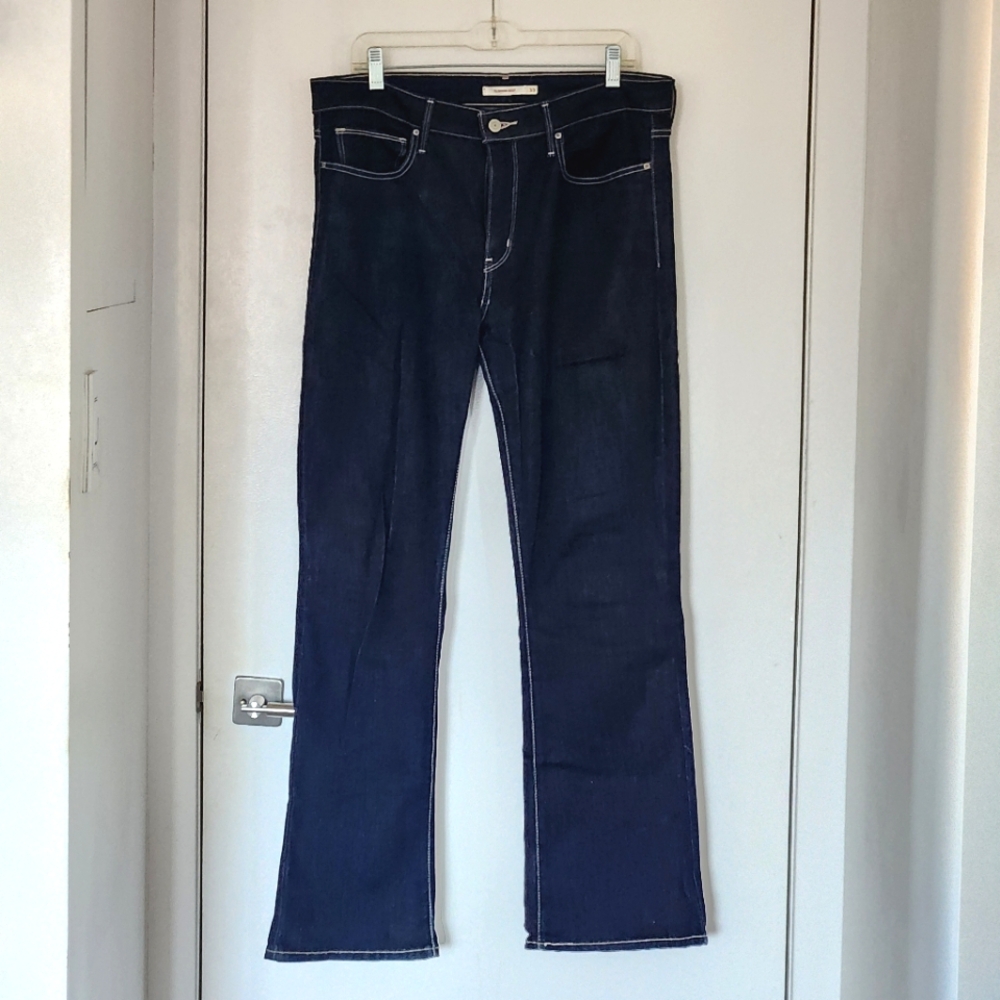 Womens Levi's Slimming Boot Cut Jeans